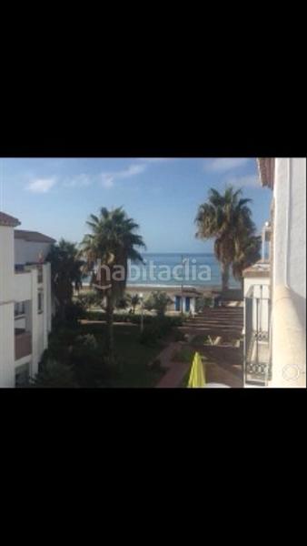 Foto b9e0e9ca-7f40-4a70-8c7c-b4214817f635. Location duplex dans urbanización beach club 318 dans Torrox