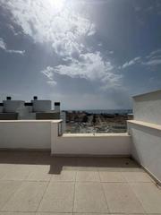 Chalet à Calle monte real 25. Chalet en venta torre del mar con 3 dormitorios, garaje y piscin