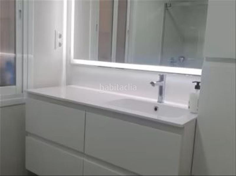 Foto 01c6a258-42db-40ab-899c-2df2a7886571. Flat in calle acequia 7 in Centro Torre del Mar