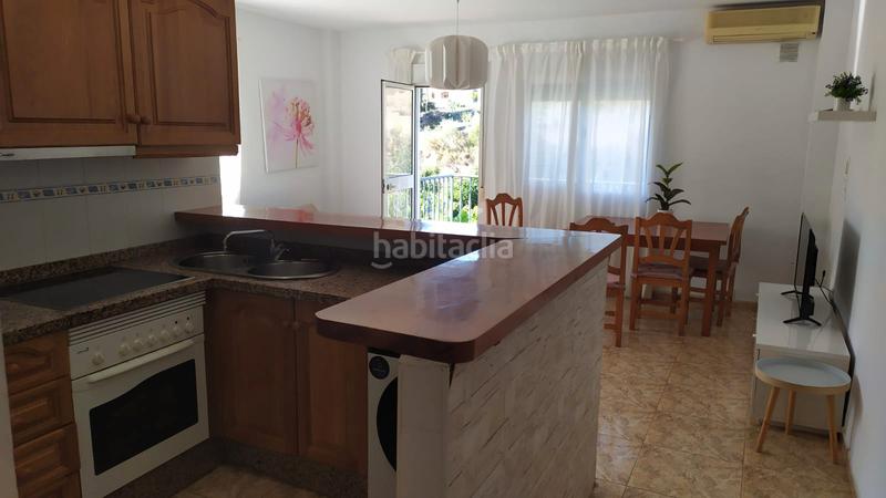 Foto 293cf0c9-e429-46ad-9bea-52b36a16f3a2. Lloguer apartament a avenida de los cipreses 20 a Frigiliana