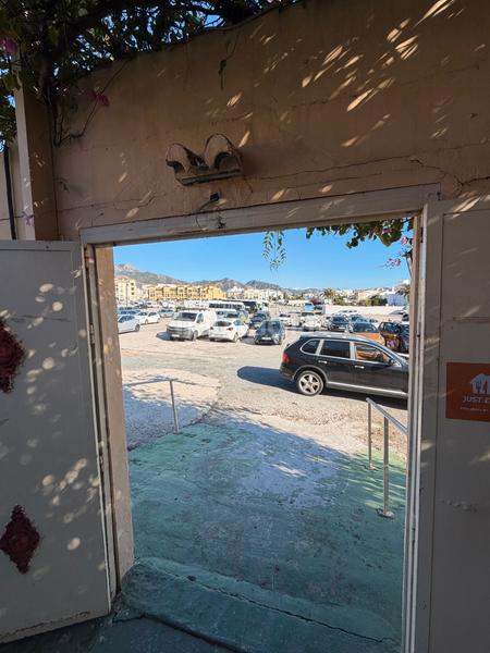 Foto 469d407f-2b15-4967-aa93-ea85e7761da4. Lloguer local comercial a plaza balcón de europa 2 a Nerja