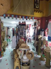 Traspàs Local Comercial a Calle castilla pérez 26. Se traspasa tienda souvenirs nerja centro