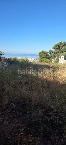 Foto 3a39d962-1e02-4e11-b054-a13adfe74c58. Terreny residencial a calle los álamos 41a a Capistrano Nerja
