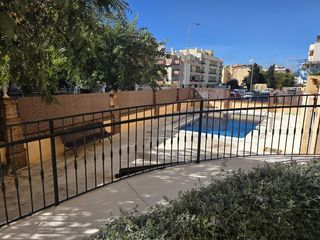 Appartement  Calle almirante carranza 32. Apartamento en venta nerja planta baja con 2 dormitorios piscina