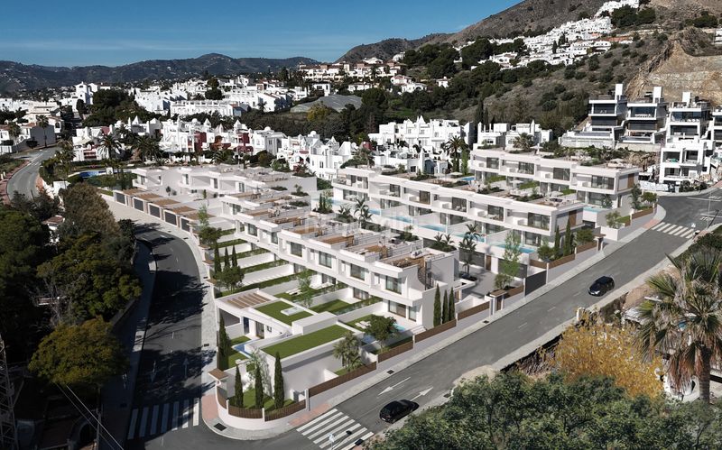Foto 12813b36-6a27-45a2-8f98-1de7810161f0. Xalet a calle bruselas 22a a Capistrano Nerja