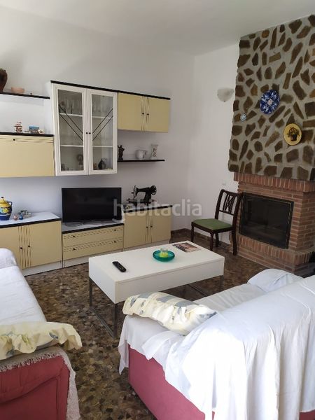 Foto 1a79bbb5-3dde-4d3c-bd05-f7bf88ca9cee. Casa amb calefacció a Centro Nerja