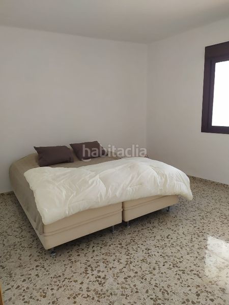 Foto 359b578c-0377-4804-9c85-ef3f71c554b2. Casa amb calefacció a Centro Nerja