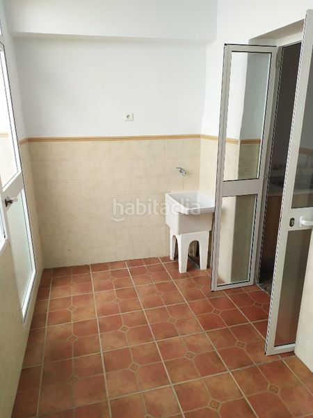 Foto 7d431234-c528-4f9b-887f-56b3cd301738. Casa amb calefacció a Centro Nerja