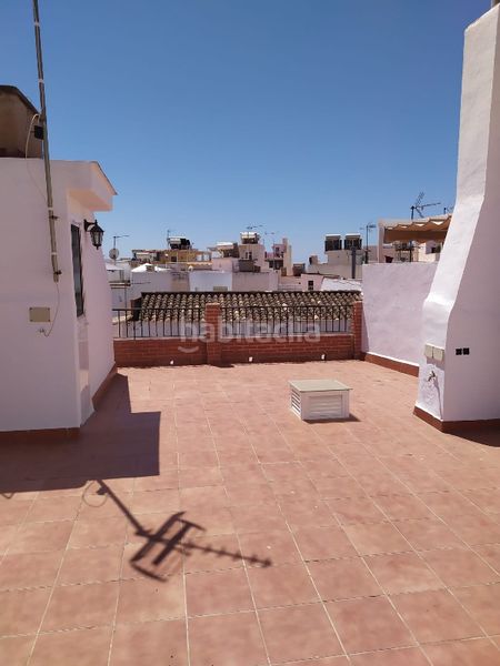 Foto fbb5bc77-12d3-4fbf-a084-a0fb01509e65. Casa amb calefacció a Centro Nerja
