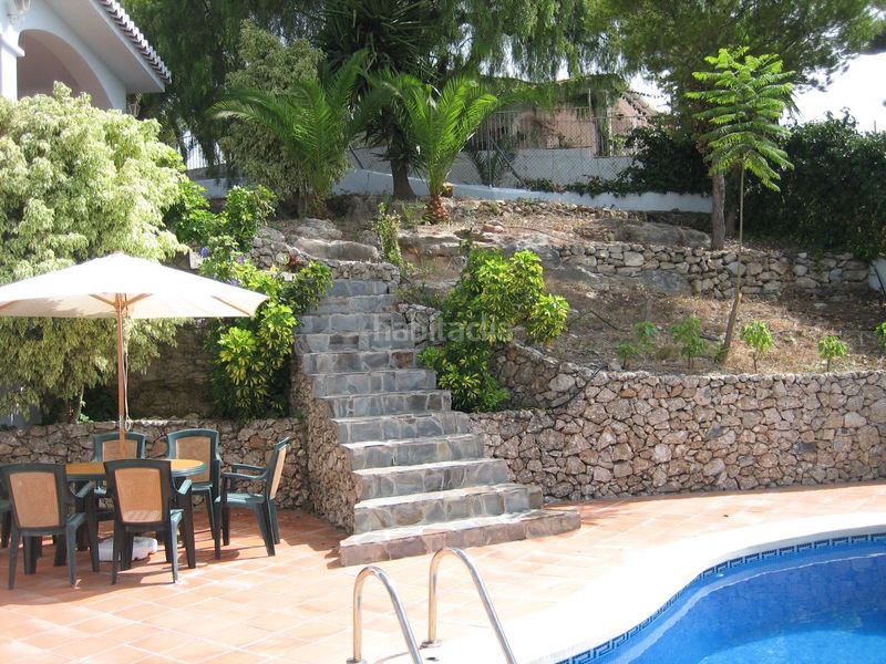 Foto 05e884a2-b77f-4f14-b052-453c35fc09f6. Rent chalet with parking pool in Avda Pescia - Ctra de Frigiliana Nerja