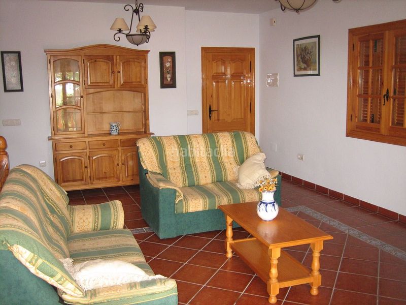 Foto 828e5b92-5441-426d-9c84-4b2382a4ac76. Rent chalet with parking pool in Avda Pescia - Ctra de Frigiliana Nerja
