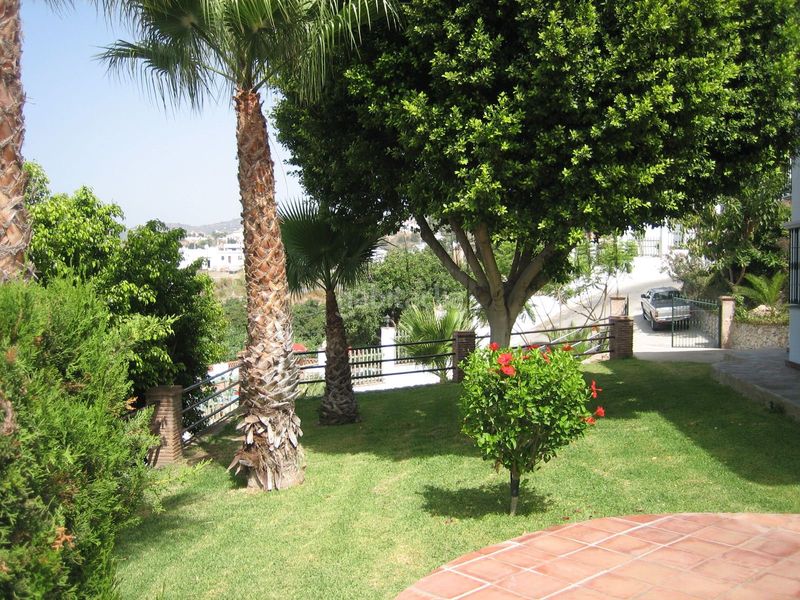 Foto 4a889e4e-7607-4506-8d2f-8977ac02abdf. Affitto chalet con parcheggio piscina in Avda Pescia - Ctra de Frigiliana Nerja