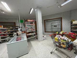 Local commercial  N/a