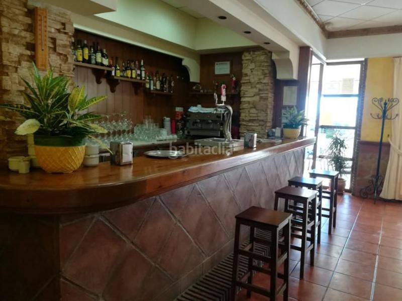 Foto 49e16001-28a7-4c44-863a-258b9508b232. Lloguer local comercial a Centro Internacional Torrox