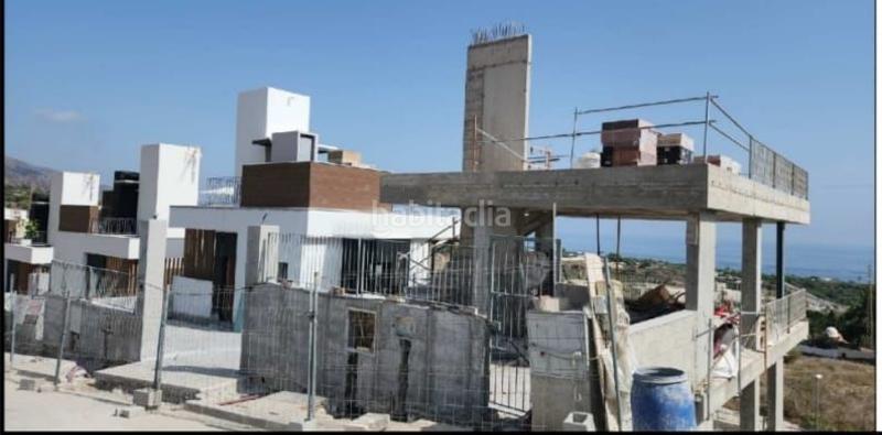 Foto 5181d41d-12d2-442f-894b-ad2aa2489ddf. Chalet  de lujo en venta con piscina 4 dormitorios en Nerja