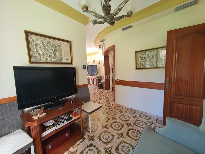 Foto b5c7121c-35dc-4dab-b053-75d375c7b132. Chalet  en venta costa con 4 dormitorios 2 linea de playa en Torrox