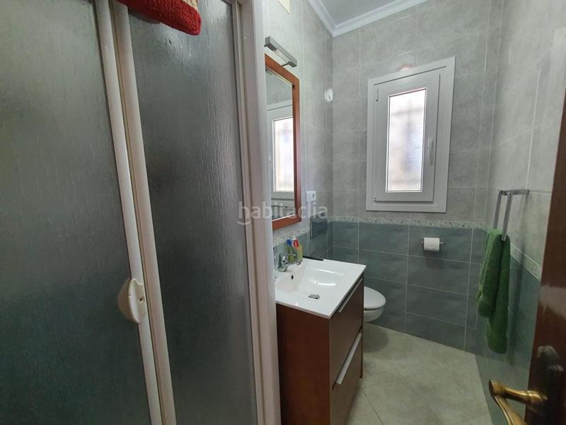 Foto e6e92f8d-b397-4d4f-9ac2-bfeeade0cfe2. Chalet  en venta costa con 4 dormitorios 2 linea de playa en Torrox