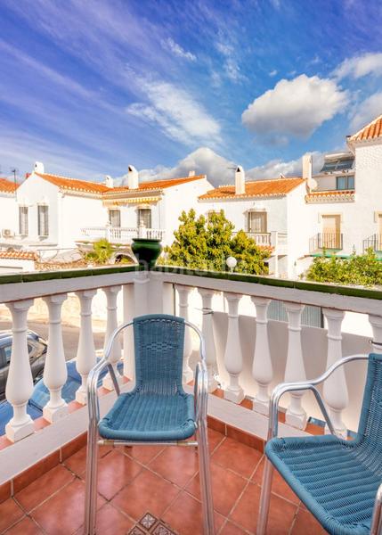 Foto 5bc6a540-2908-42c2-94b6-cc1e4a3022f7. Casa a schiera con camino riscaldamento parcheggio piscina in Nerja