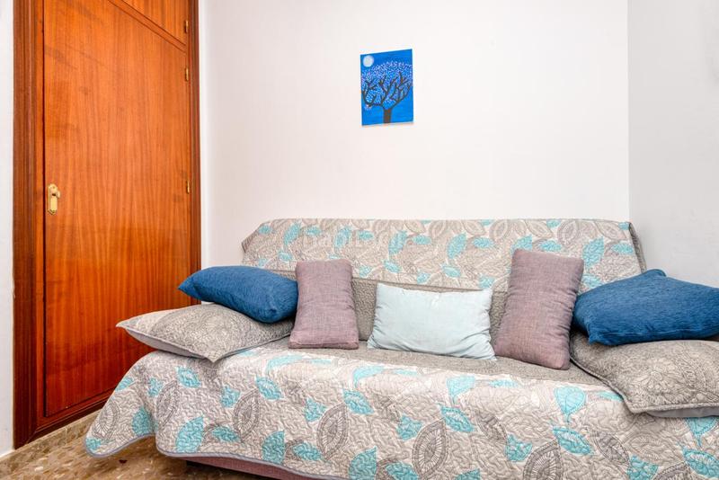 Foto aa84f3c2-3a8e-4c7e-82a1-c07b16edd7ec. Casa a schiera con camino riscaldamento parcheggio piscina in Nerja