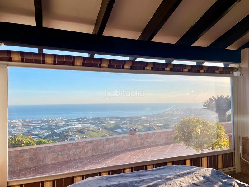 Foto 21c11044-3043-4d36-9f37-34045019e82b. Chalet con camino riscaldamento parcheggio piscina in Algarrobo