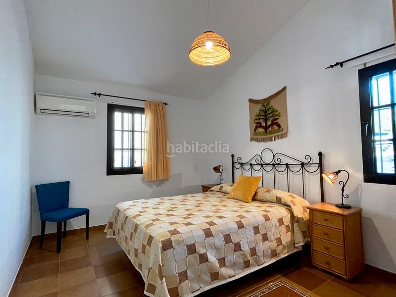 Foto 2bfef0bc-eeb0-4fb6-8332-be1ca1de8a80. Chalet con camino riscaldamento parcheggio piscina in Algarrobo