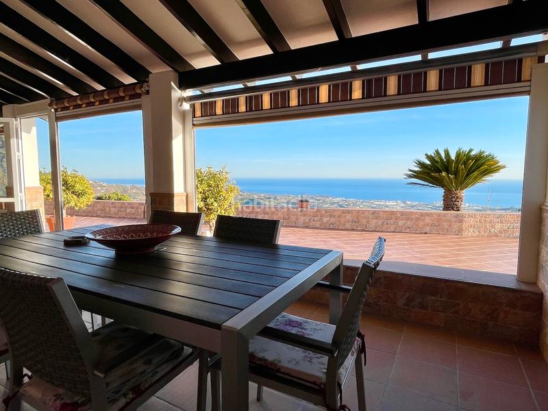 Foto 80d5623e-3e82-4437-b091-0469a5ea08a9. Chalet con camino riscaldamento parcheggio piscina in Algarrobo