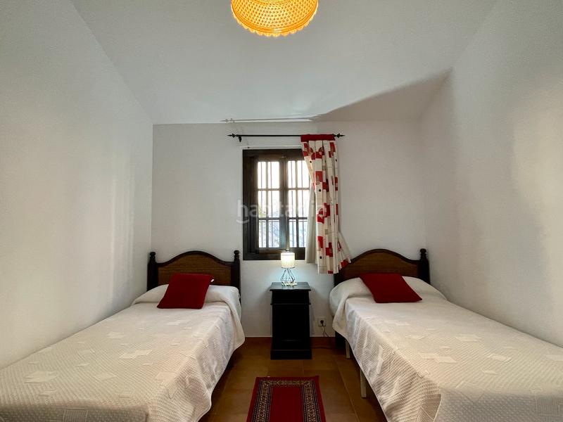 Foto a9fdffc3-c8ae-46cc-833f-da04392436ab. Chalet con camino riscaldamento parcheggio piscina in Algarrobo