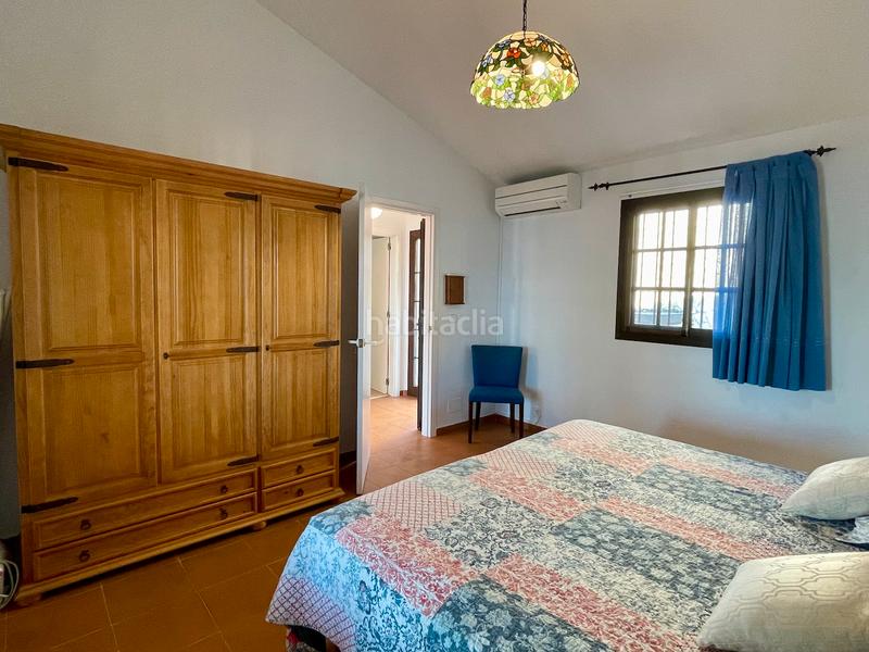 Foto e7554fb8-9b8a-49a8-94c6-724cefc97ee3. Chalet con camino riscaldamento parcheggio piscina in Algarrobo