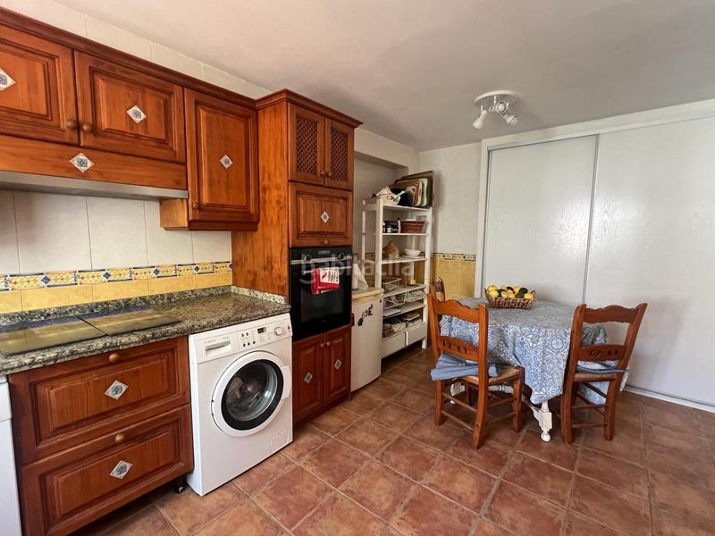 Foto 9d7dd139-c68b-4a3f-94c4-7dc4d6a57751. Maison jumelée avec cheminée chauffage piscine dans Nerja