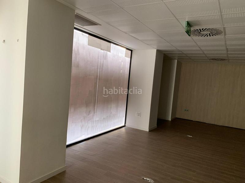 Foto de14ff78-b763-4bad-ab8e-360b873b601a. Affitto locale commerciale con riscaldamento in Centro Torre del Mar