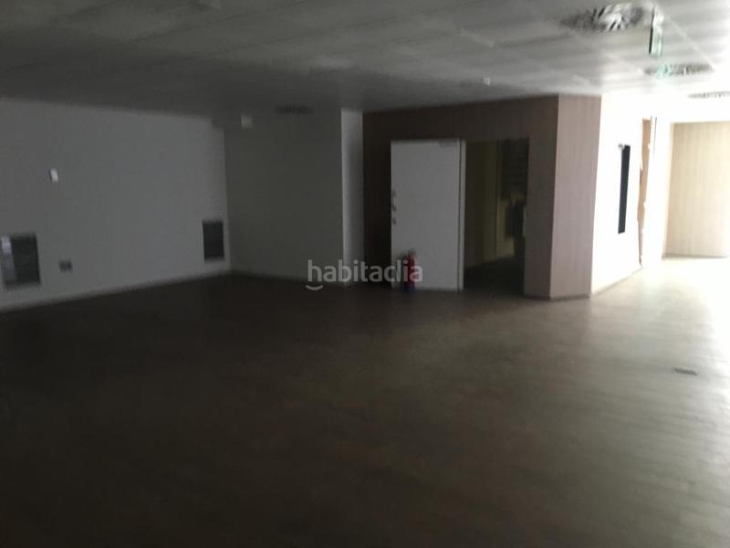 Foto 593abb62-0d0e-43c4-a73e-fb76d5bcc4f2. Location local commercial avec chauffage dans Centro Torre del Mar