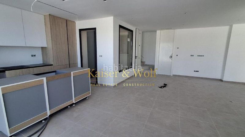 Foto e91a7099-0dc4-4b2f-9cf0-0c3f8a850c2e. Casa amb piscina a balcón de Finestrat-terra marina Finestrat