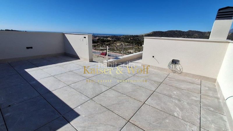 Foto f6a8b31e-c14a-4b4a-a083-477ec43b889e. Casa amb piscina a balcón de Finestrat-terra marina Finestrat