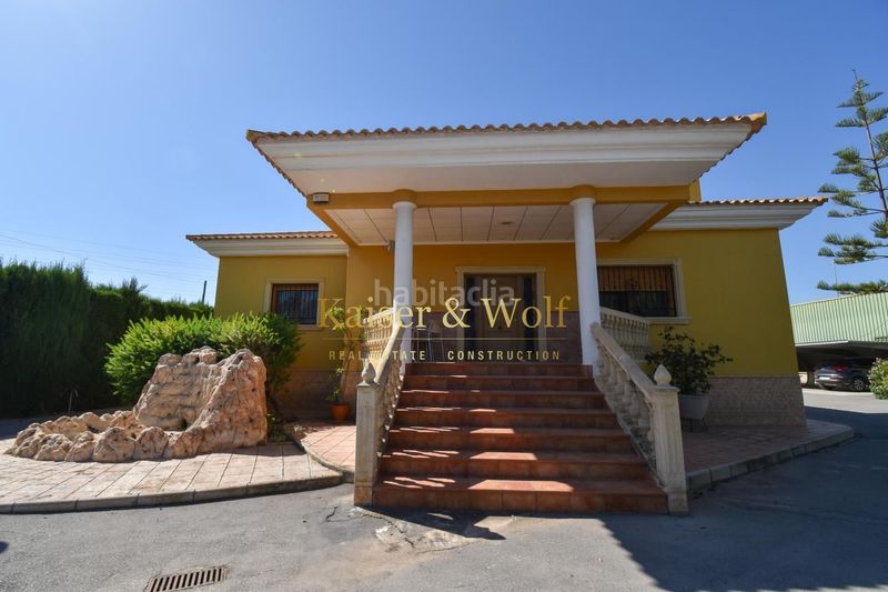 Foto 0a8e900d-b0d3-43ba-8b4c-1c75d4109954. Casa amb piscina a Jubalcoi Elche / Elx