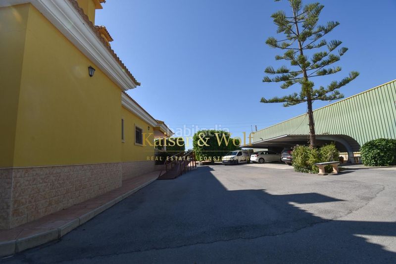 Foto 37a9b754-f217-43d4-af72-13e9a608b7ff. Casa amb piscina a Jubalcoi Elche / Elx