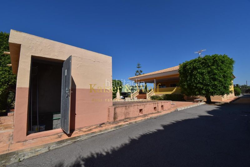 Foto 9b00b08c-197e-4c86-ae63-d768fe08b59c. Casa amb piscina a Jubalcoi Elche / Elx