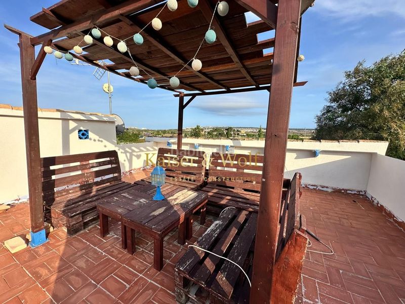 Foto ea0df76f-bf58-4ed9-a0ed-8ce809a874dd. Casa amb piscina a Los Arenales del Sol Elche / Elx