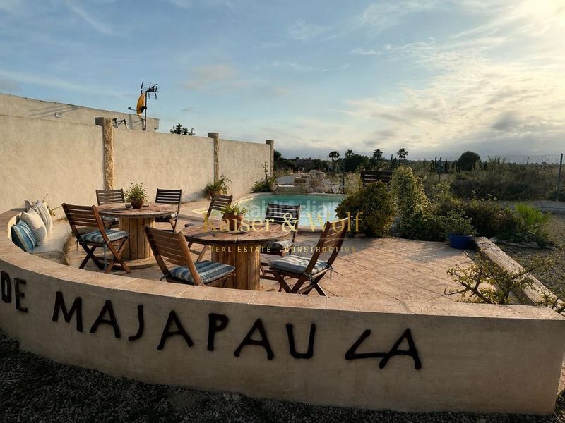 Foto f91c5904-4c2e-4551-8d43-66141b0b346d. Casa amb piscina a Los Arenales del Sol Elche / Elx