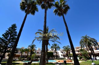 Haus  Calle monte de santa pola. Impecable adosado en esquina con sótano muy amplio y plaza de pa