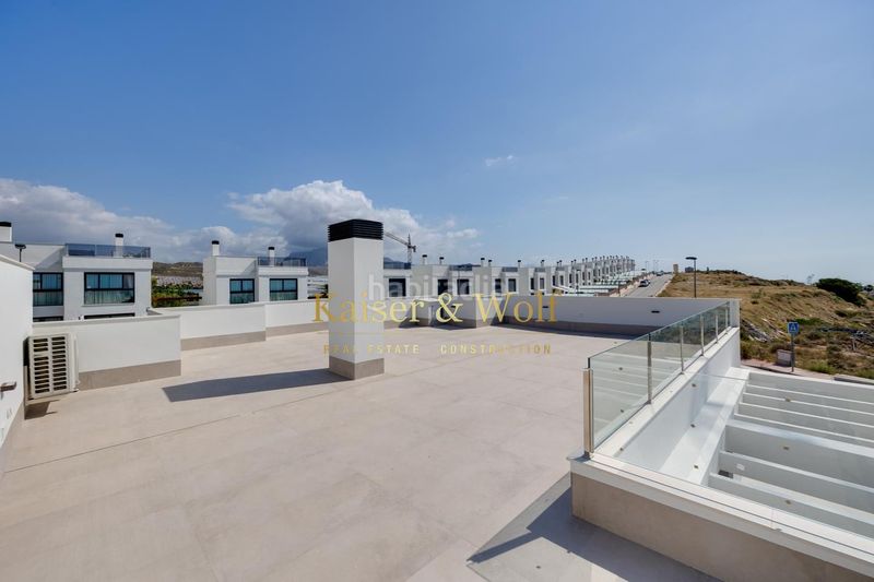 Foto c6c279cf-79ef-4dbd-9a9c-e949c1cd8eb4. Casa amb piscina a Bonalba-Cotoveta Mutxamel