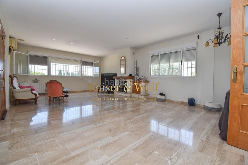 Foto 40bbb3a3-9d25-40f3-8a90-608214e0a973. Casa amb calefacció piscina a Las Bayas Elche / Elx