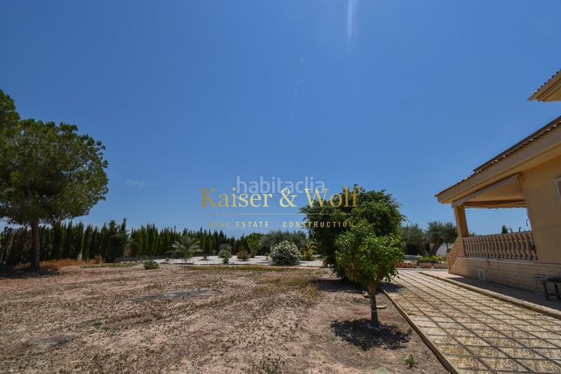 Foto 51445293-1643-494d-8ce2-cdc3b061f36b. Casa amb calefacció piscina a Las Bayas Elche / Elx