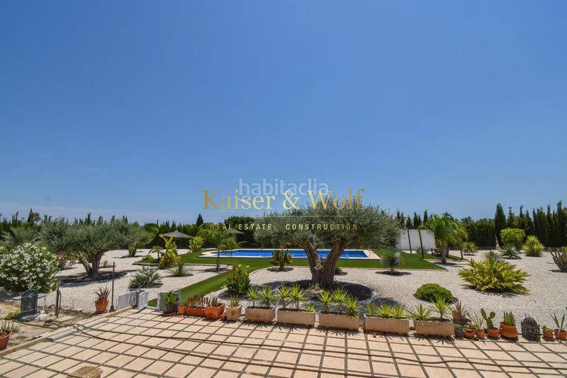 Foto 70678b5f-09d0-4884-8b8f-229a317d6ea0. Casa amb calefacció piscina a Las Bayas Elche / Elx