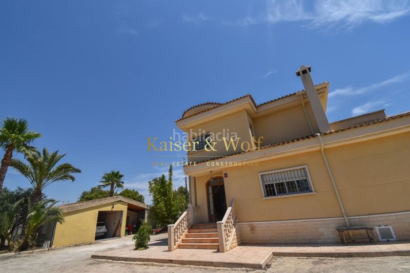 Foto 8021b72f-f99f-4ffd-8134-0926aa196995. Casa amb calefacció piscina a Las Bayas Elche / Elx