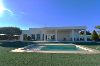Casa  Pd.baya baja. Finca moderna con piscina y 10.000 m de terreno en las bayas  di
