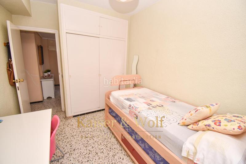Foto 5061b696-287e-4b4a-ae20-77eaafeaed12. Apartamento piso en primera línea con parking en Gran Playa Santa Pola