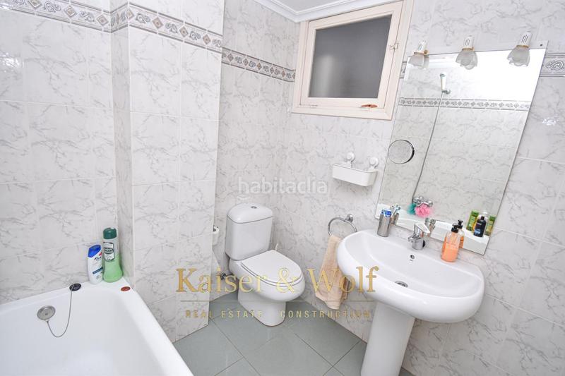 Foto d873b2c1-aa2e-401f-b4b4-6d29e7366e05. Apartamento piso en primera línea con parking en Gran Playa Santa Pola