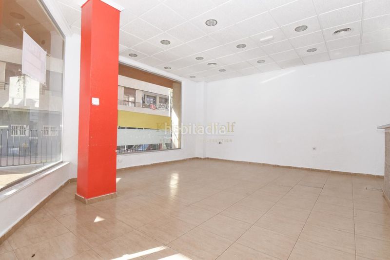 Foto 0fd45c3a-3593-4b34-813a-3d3e96681a58. Local comercial a Dolores