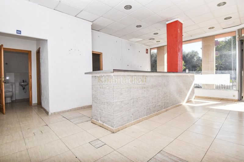 Foto 57993f8f-1f70-4a1c-afae-060a280cab14. Local comercial a Dolores