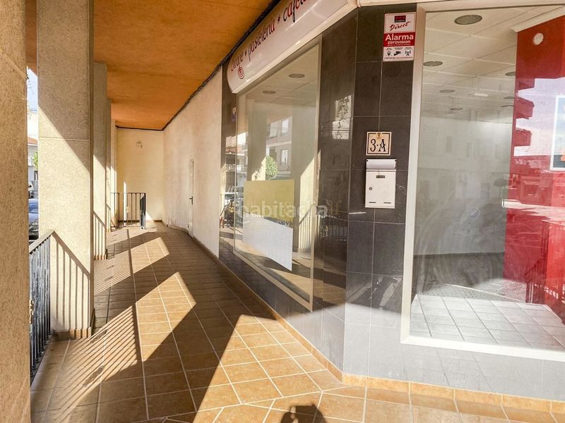 Foto bc8ba612-8166-4918-acc9-b6680ee70884. Local comercial a Dolores